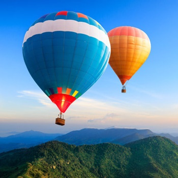 Romantyczny lot balonem dla Dwojga z noclegiem w Dolinie Pałaców i Ogrodów